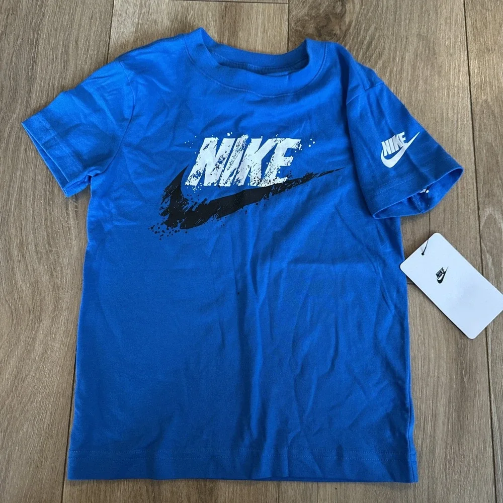 Nike Boys THE‎ NIKE TEE Graphic Logo SS Blue Size XS (4) Sports School NEW